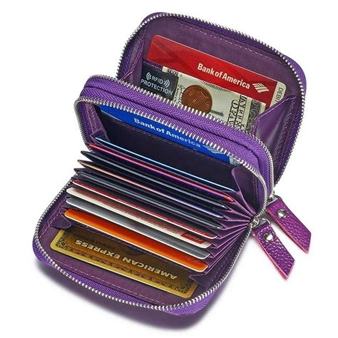 Women's Wallets and Cardholders .